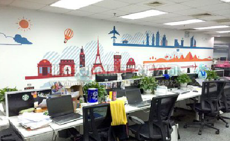 龙州教你设计办公室墙绘的方法。